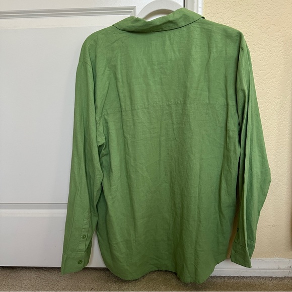 Abercrombie & Fitch Button Up Long Sleeve - Picture 3 of 3